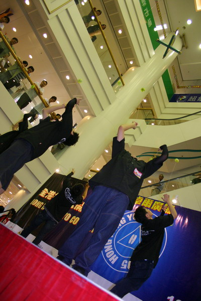 hkyc20050814557.jpg