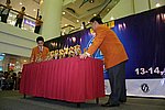 hkyc20050814565.jpg