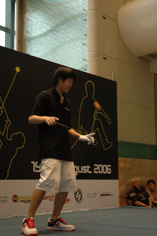 hkyc20060820a_280.JPG