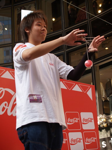 04122005064.JPG