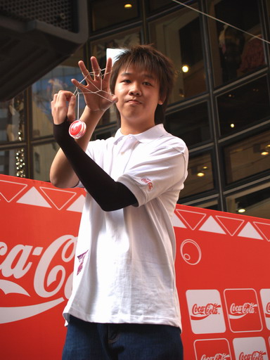 04122005067.JPG