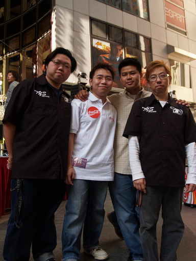 04122005105.JPG