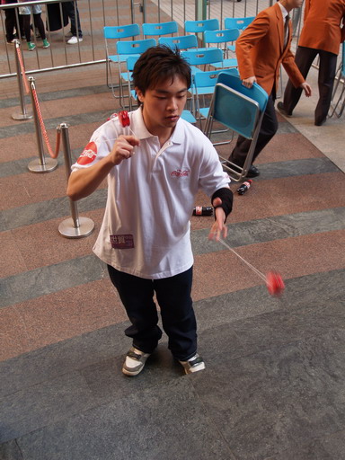 04122005147.JPG