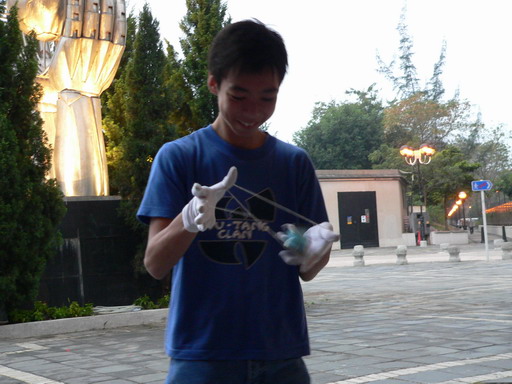 30012005075.JPG