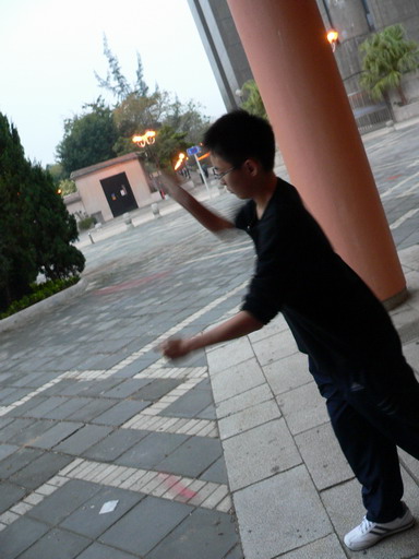 30012005085.JPG