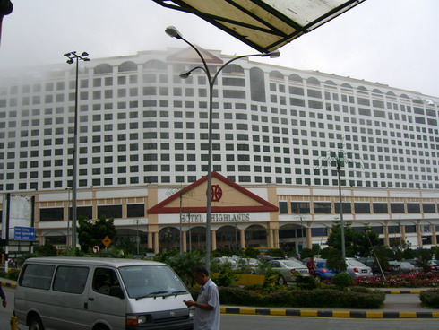 ap05072.JPG