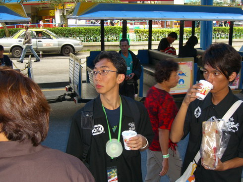 ap05082.JPG